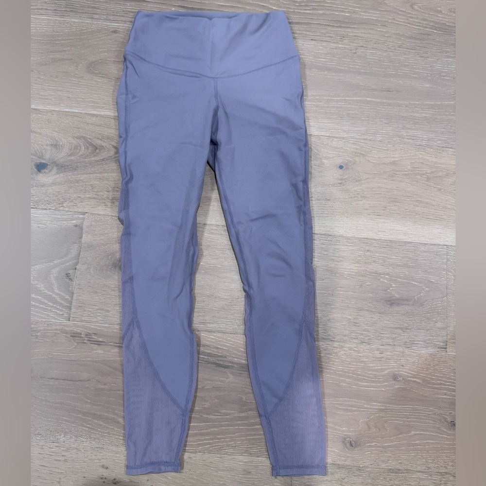Small lavender Fabletics leggings